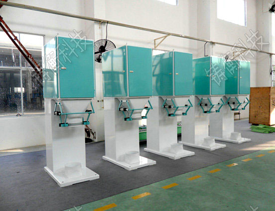 自動定量包裝秤